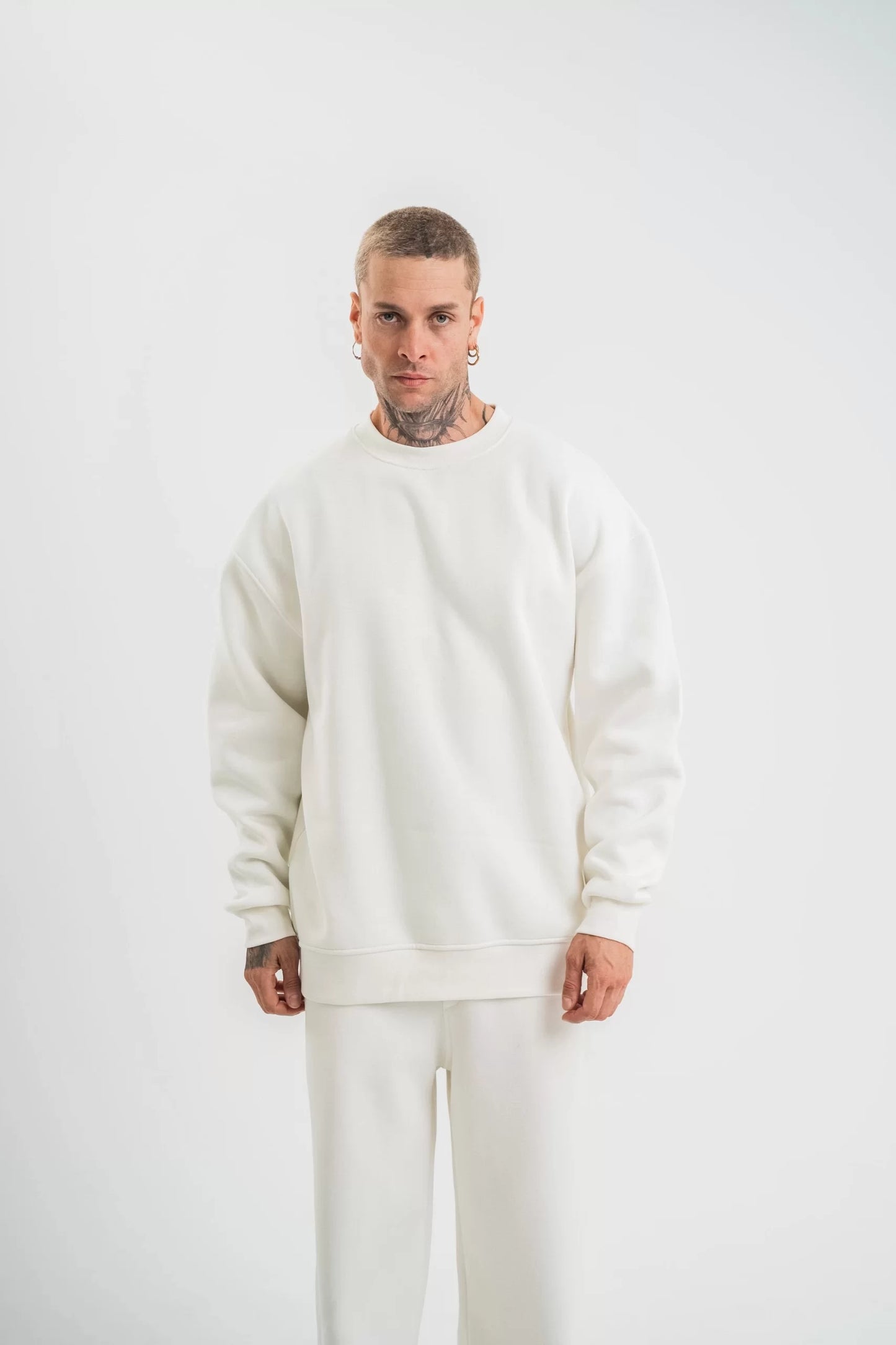 Uzun Kol Bisiklet Yaka Basic SweatShirt - Beyaz